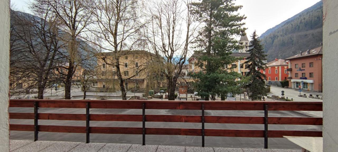 Le Mongolfiere 2 Appartement Malè Buitenkant foto